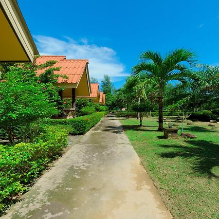 Rim Khao Resort Ko Lanta Esterno foto